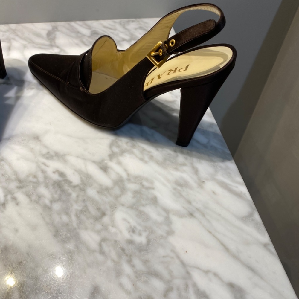 Prada sling backs - Picture 2 of 8
